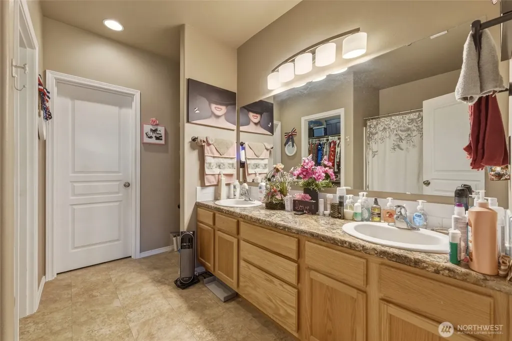 1471 SW Greeley Street College Place WA 99324