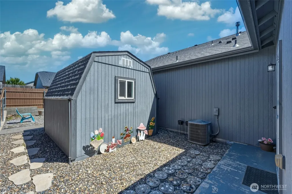 1471 SW Greeley Street College Place WA 99324
