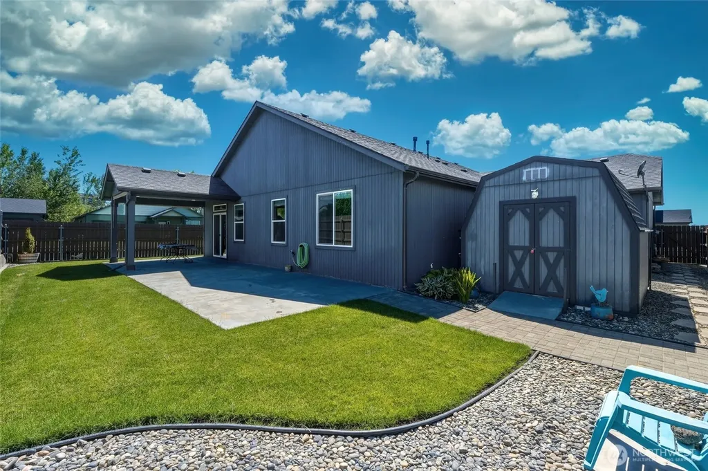1471 SW Greeley Street College Place WA 99324