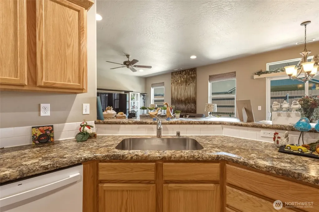 1471 SW Greeley Street College Place WA 99324