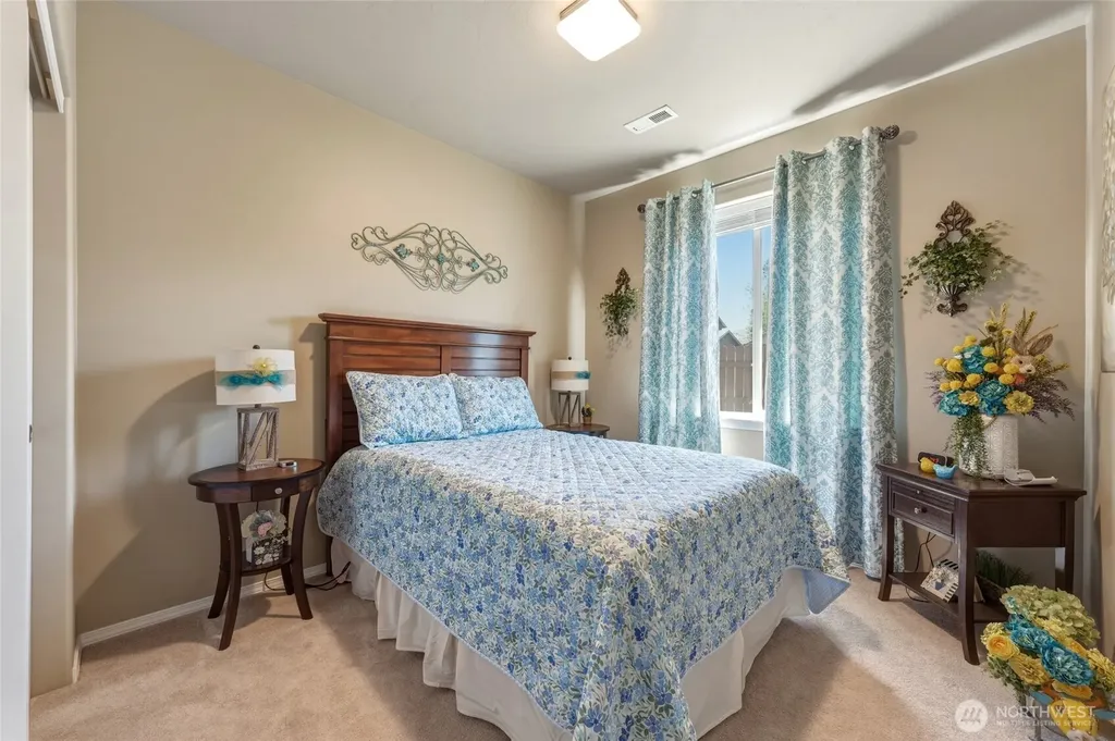 1471 SW Greeley Street College Place WA 99324