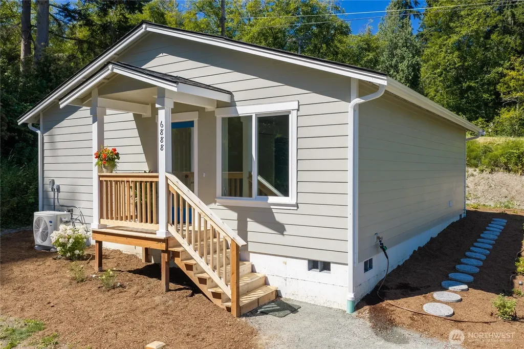 6888 Helena Street Clinton WA 98236