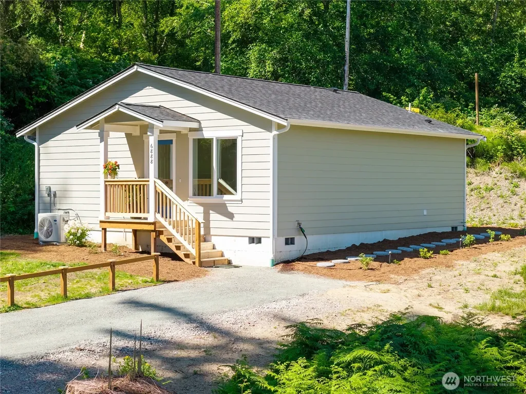6888 Helena Street Clinton WA 98236