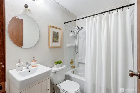 3705 SW 338th Place Federal Way WA 98023
