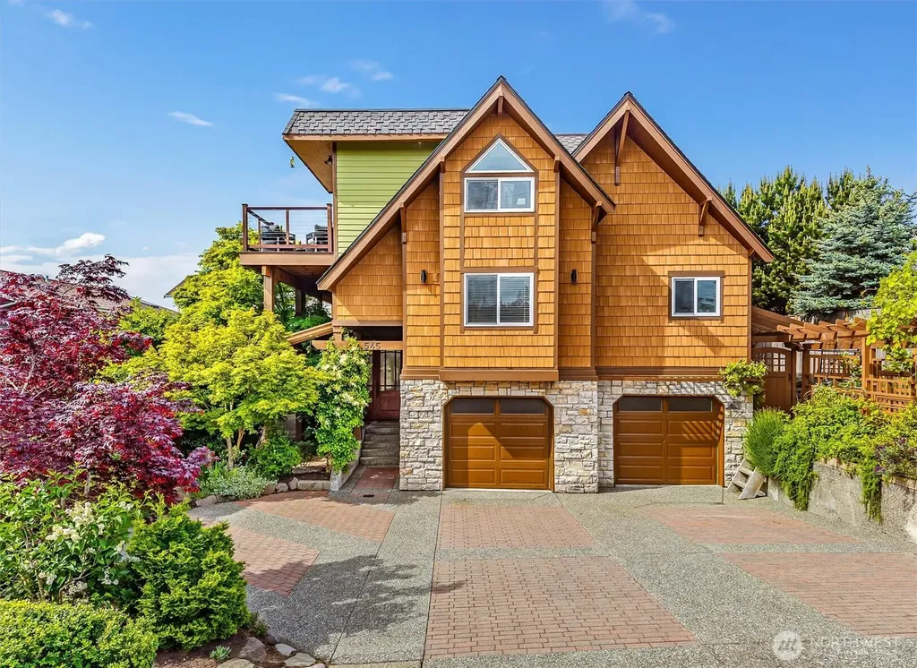 545 Holly Drive Edmonds WA 98020