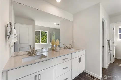 17920 139th Place E Puyallup WA 98374