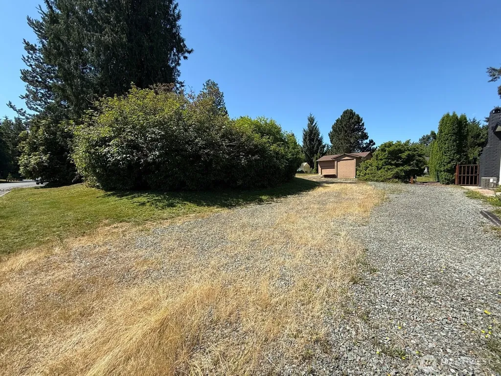 651 Upland Drive S Mount Vernon WA 98273