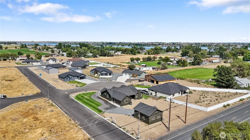 6427 2.05 Road Moses Lake WA 98837