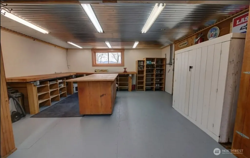 625 Twisp Winthrop Eastside Road Winthrop WA 98862