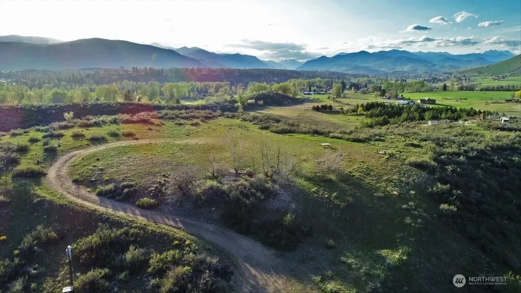 625 Twisp Winthrop Eastside Road Winthrop WA 98862