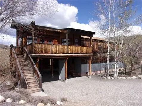 625 Twisp Winthrop Eastside Road Winthrop WA 98862