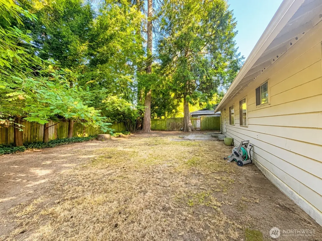 14037 108th Avenue NE Kirkland WA 98034