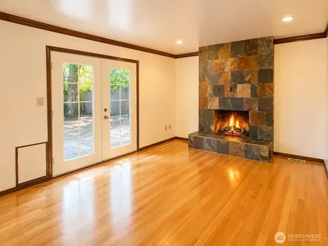 14037 108th Avenue NE Kirkland WA 98034