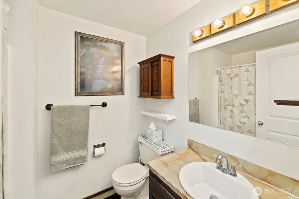 31715 46th Place S Auburn WA 98001