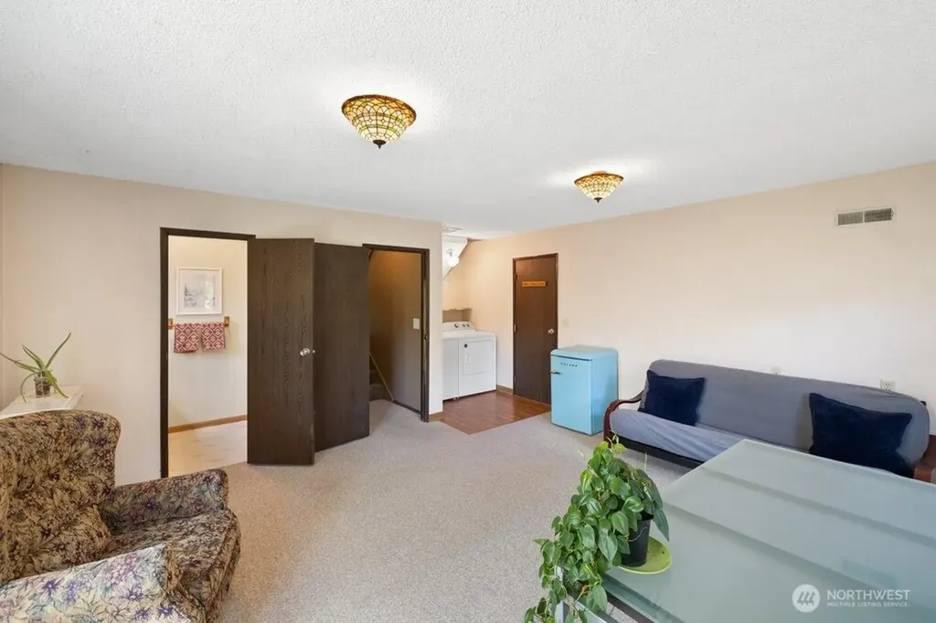 31715 46th Place S Auburn WA 98001