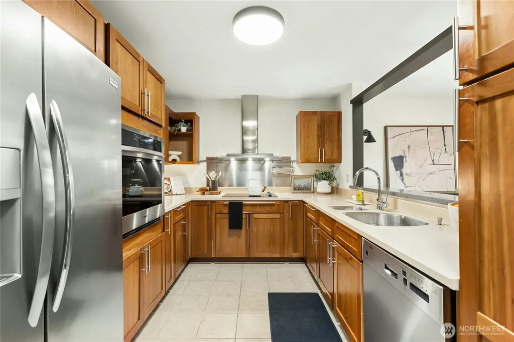 1617 Summit Avenue Seattle WA 98122