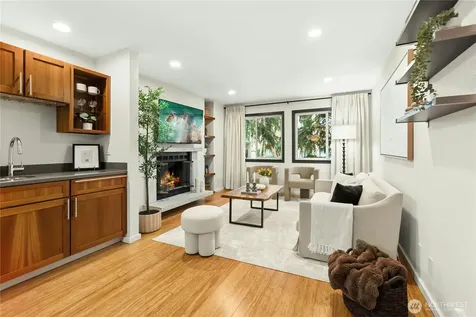 1617 Summit Avenue Seattle WA 98122