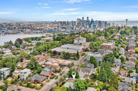2217 4th Avenue N Seattle WA 98109