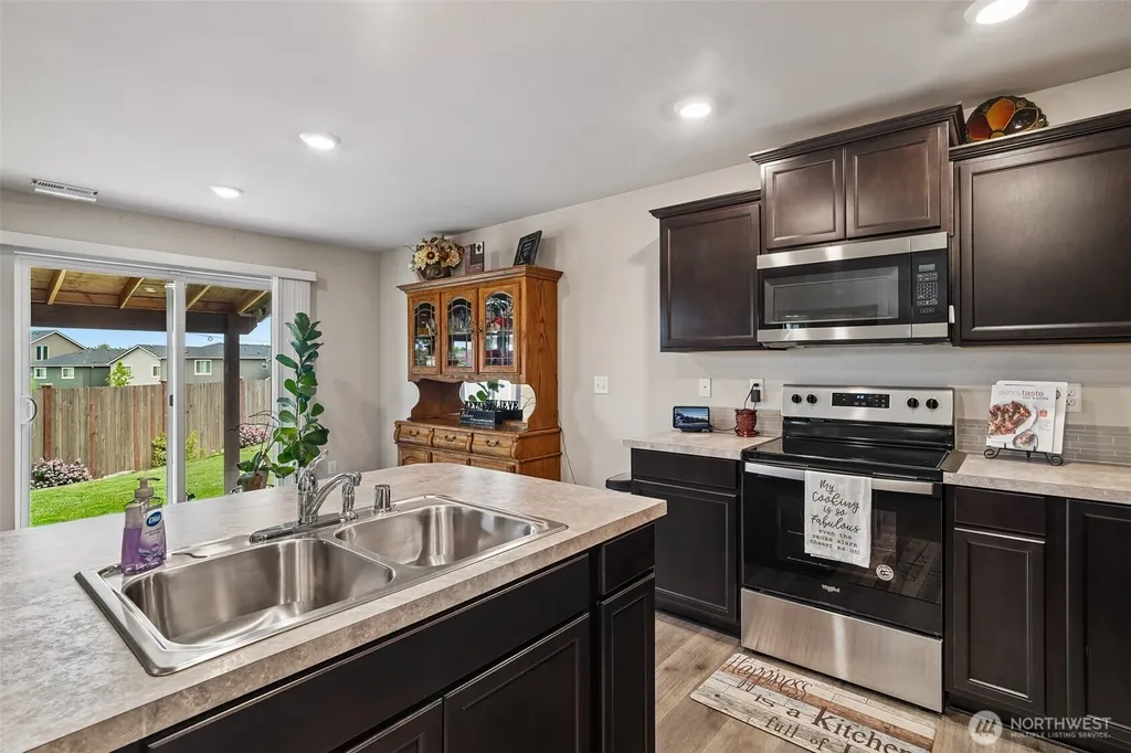 18625 108th Avenue E Puyallup WA 98374