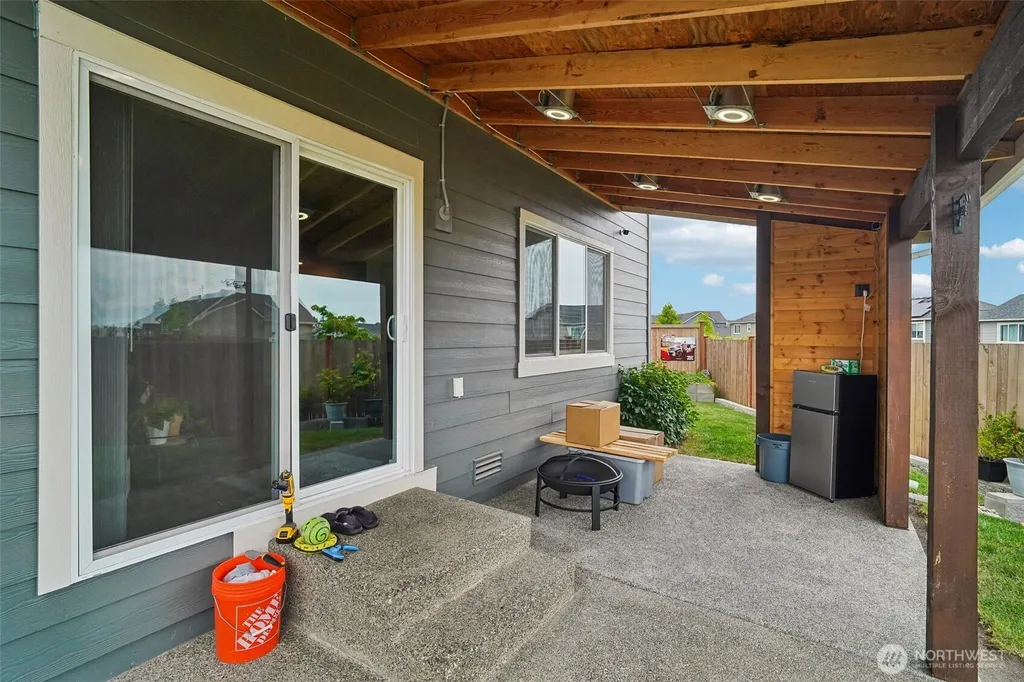 18625 108th Avenue E Puyallup WA 98374