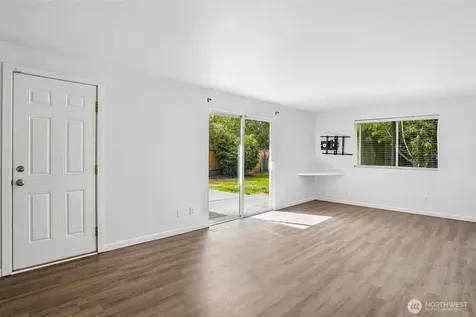 1711 7th Avenue SE Puyallup WA 98372