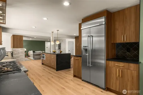 13237 8th Avenue NW Seattle WA 98177