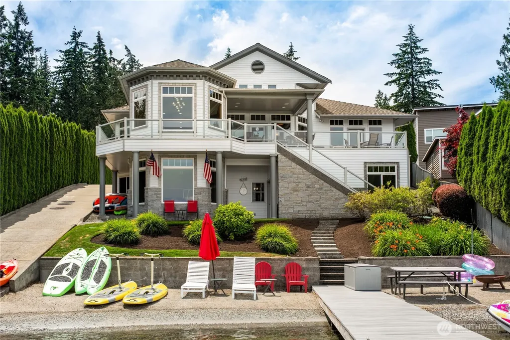14505 W Lake Goodwin Road Stanwood WA 98292
