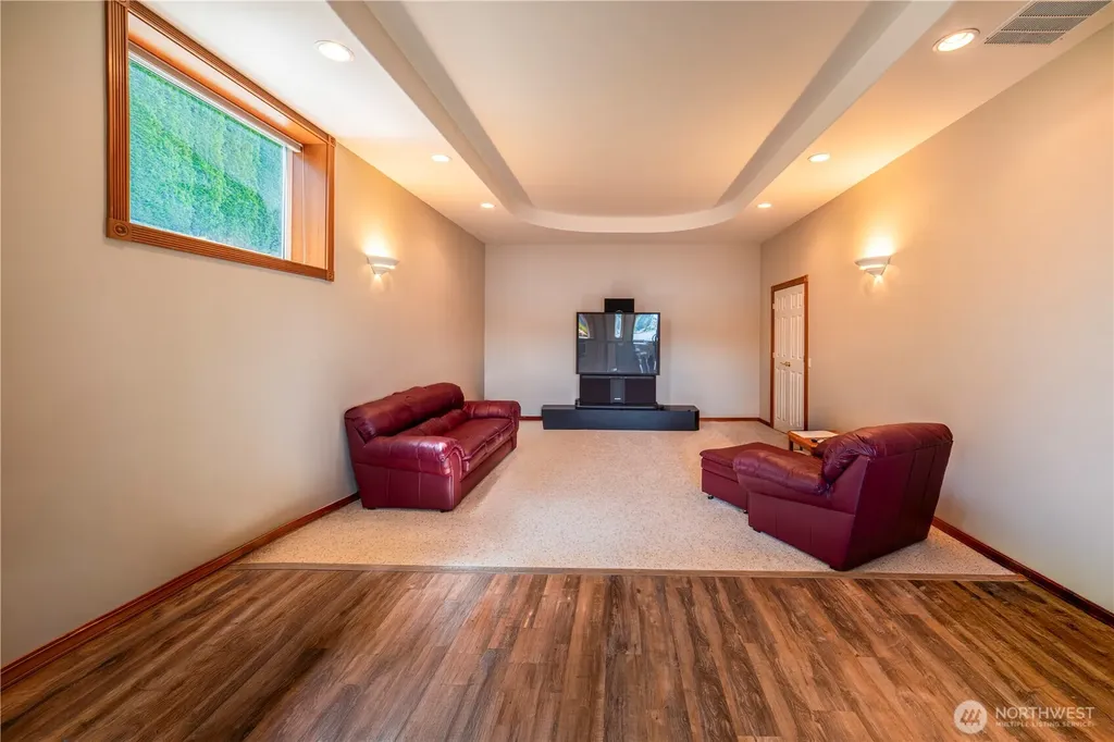 14505 W Lake Goodwin Road Stanwood WA 98292