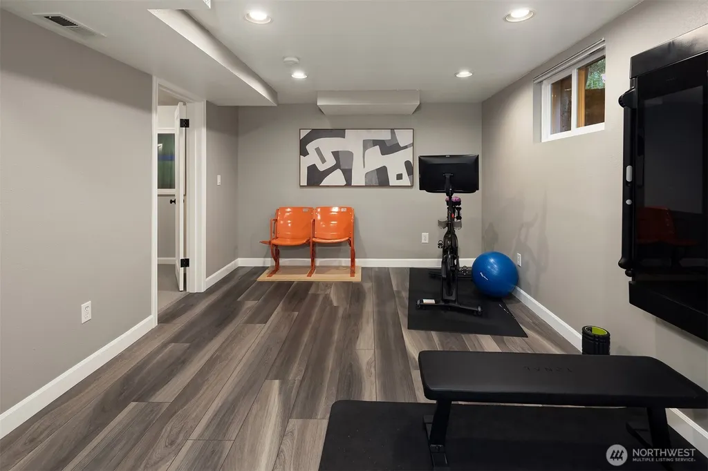4720 NE 47th Street Seattle WA 98105