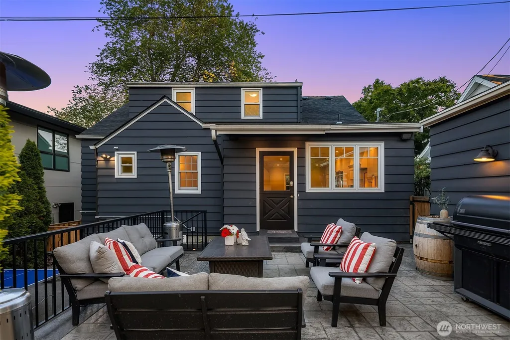4720 NE 47th Street Seattle WA 98105