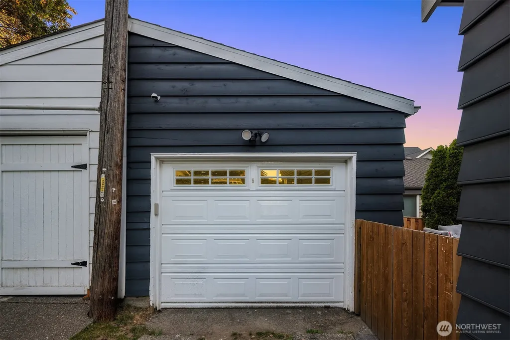 4720 NE 47th Street Seattle WA 98105