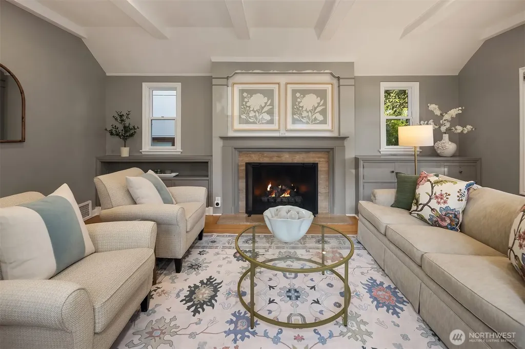 4720 NE 47th Street Seattle WA 98105