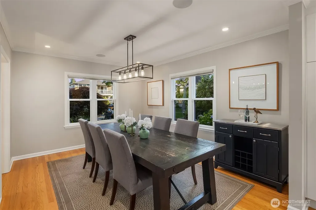 4720 NE 47th Street Seattle WA 98105
