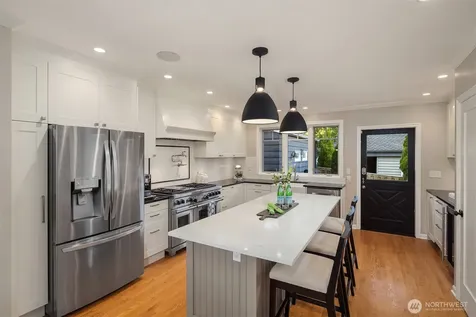 4720 NE 47th Street Seattle WA 98105