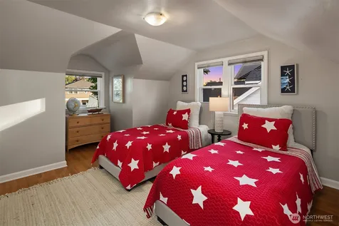 4720 NE 47th Street Seattle WA 98105