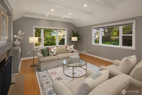 4720 NE 47th Street Seattle WA 98105