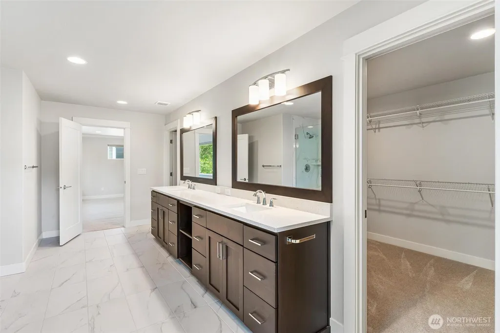 22991 Sycamore Street Black Diamond WA 98010