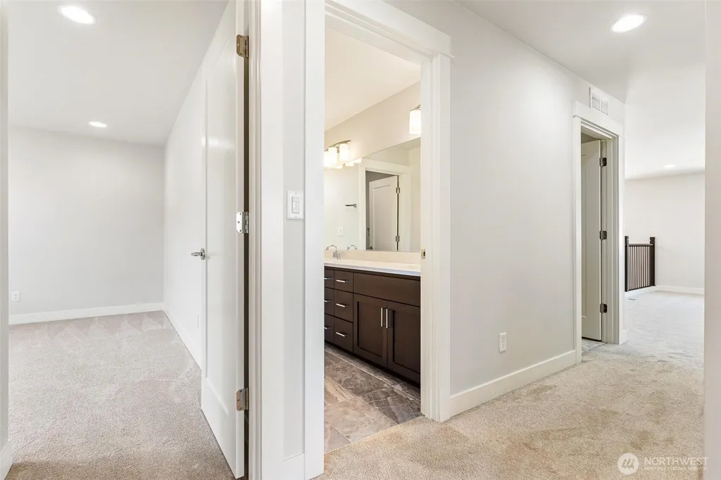 22991 Sycamore Street Black Diamond WA 98010