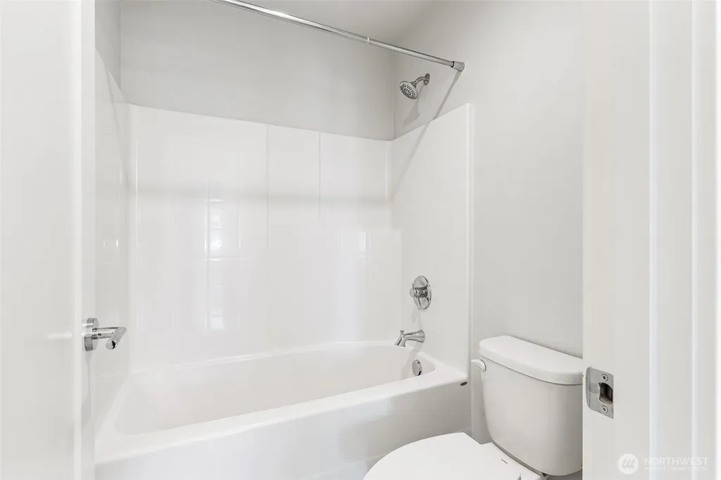 22991 Sycamore Street Black Diamond WA 98010