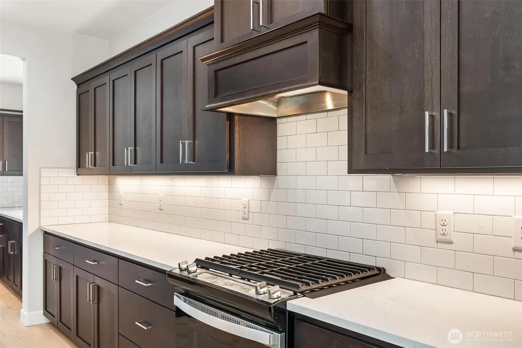 22991 Sycamore Street Black Diamond WA 98010