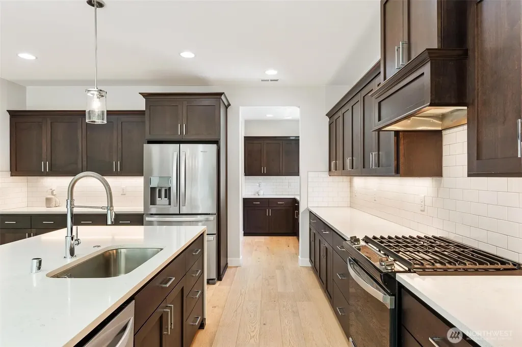 22991 Sycamore Street Black Diamond WA 98010