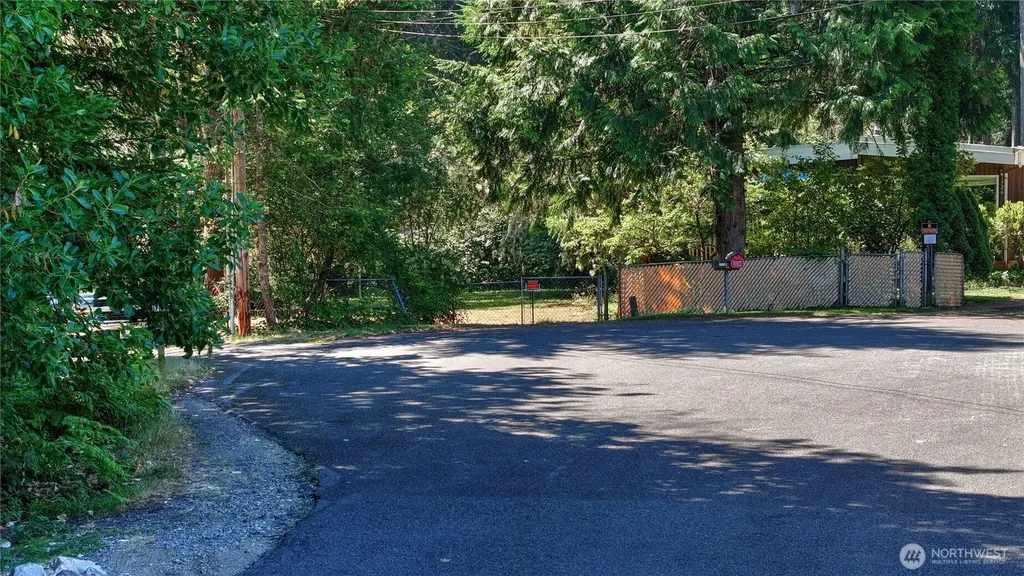 1723 193rd Avenue Ct SW Lakebay WA 98349