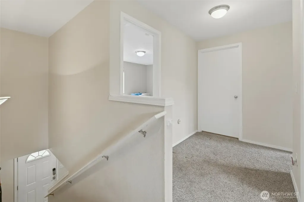 2988 NE Loyola Street Bremerton WA 98311