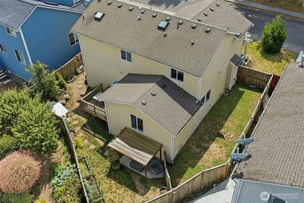 2988 NE Loyola Street Bremerton WA 98311