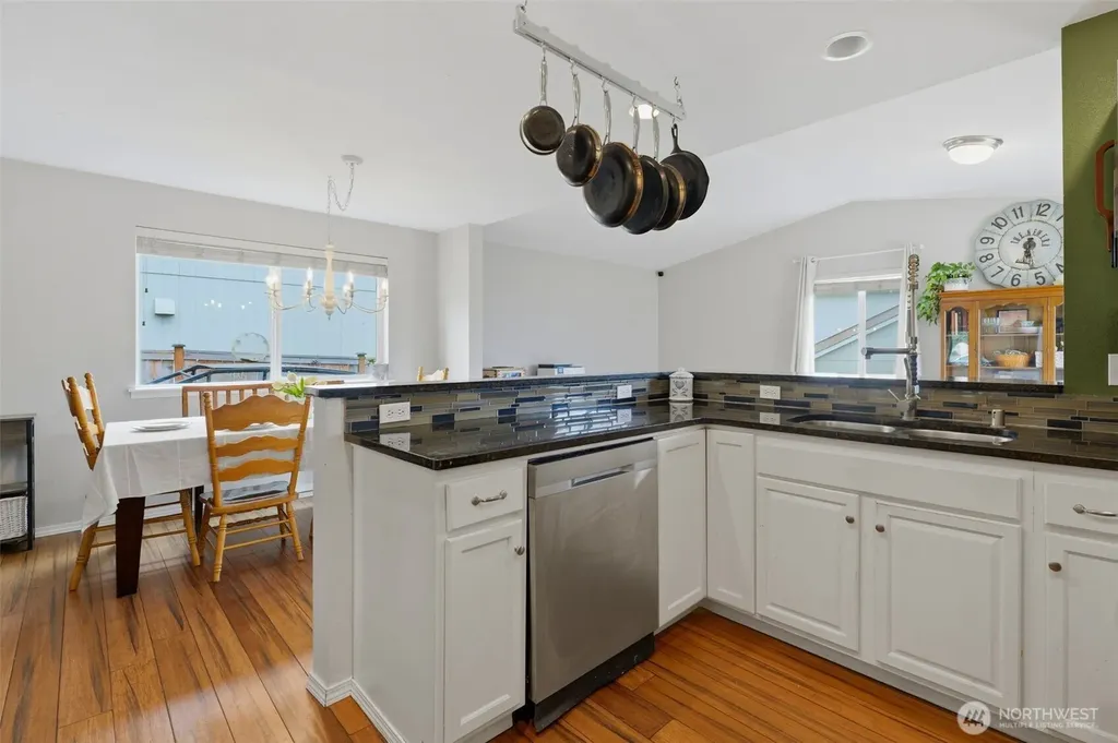 2988 NE Loyola Street Bremerton WA 98311