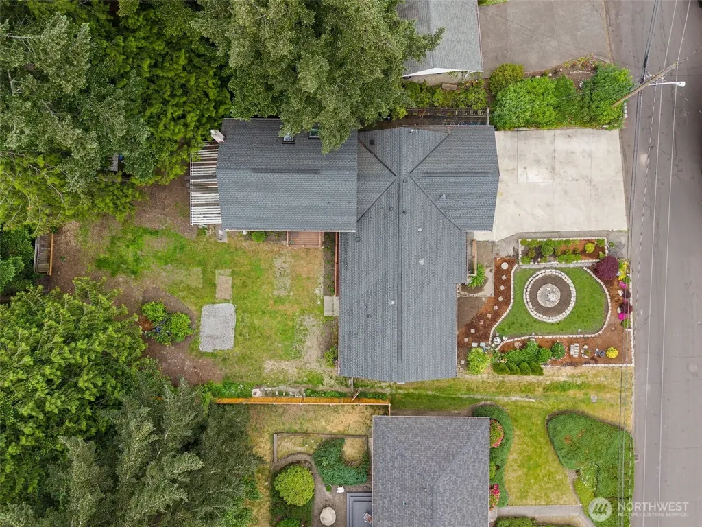 12829 109th Avenue NE Kirkland WA 98034