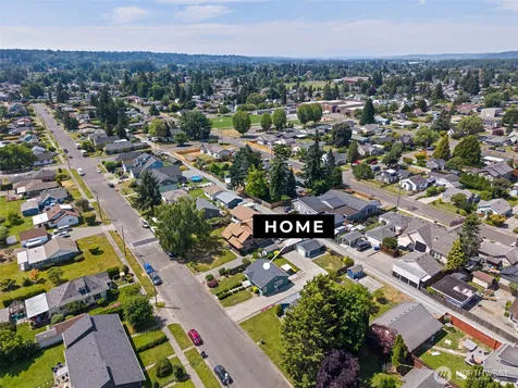 919 6th Avenue SW Puyallup WA 98371