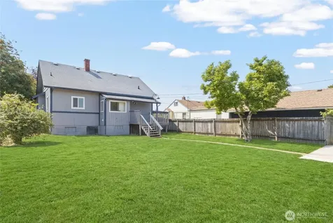 1823 S Adams Street Tacoma WA 98405