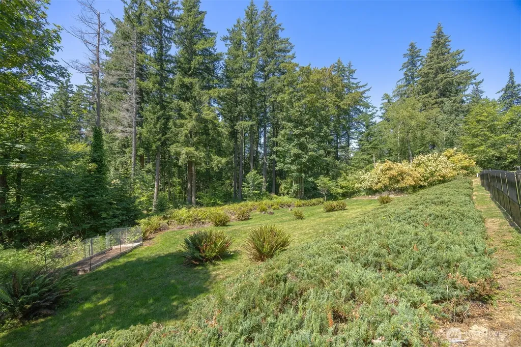 3665 Toad Lake Road Bellingham WA 98226