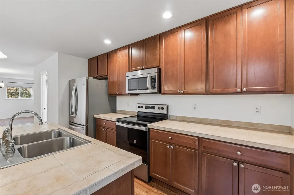 24324 NE 101st Court Redmond WA 98053